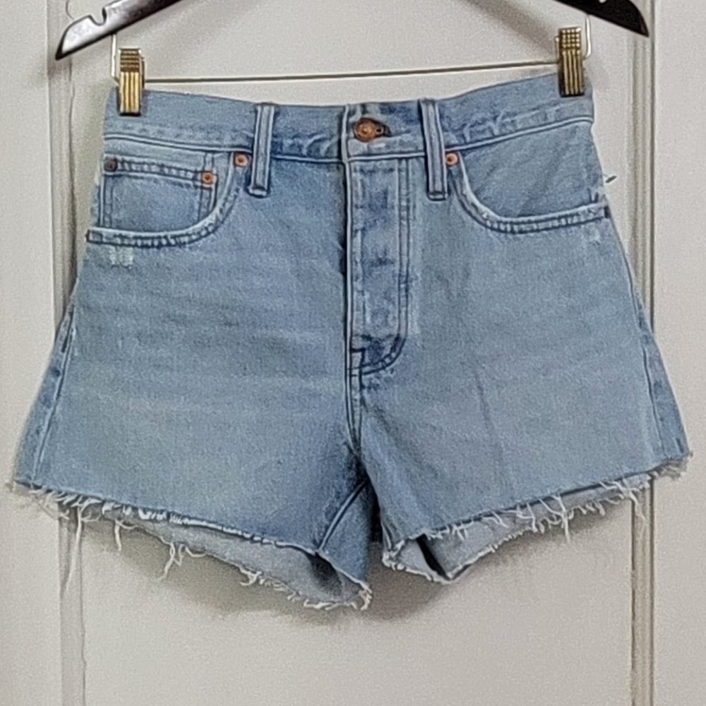 Madewell Relaxed Denim Shorts, size 26